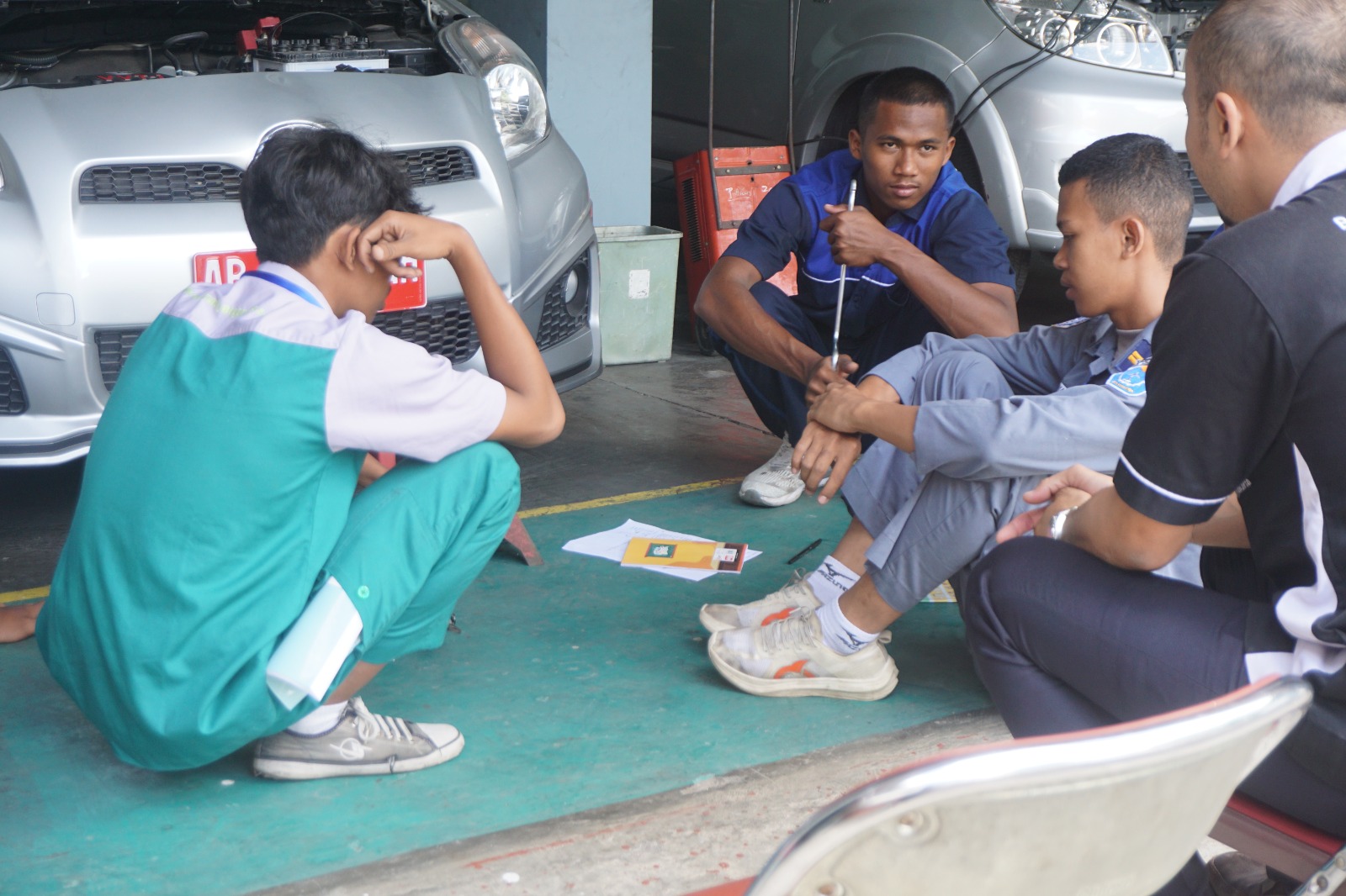 KEGIATAN DIKLAT APBD KOMPETENSI SISWA JURUSAN OTOMOTIF